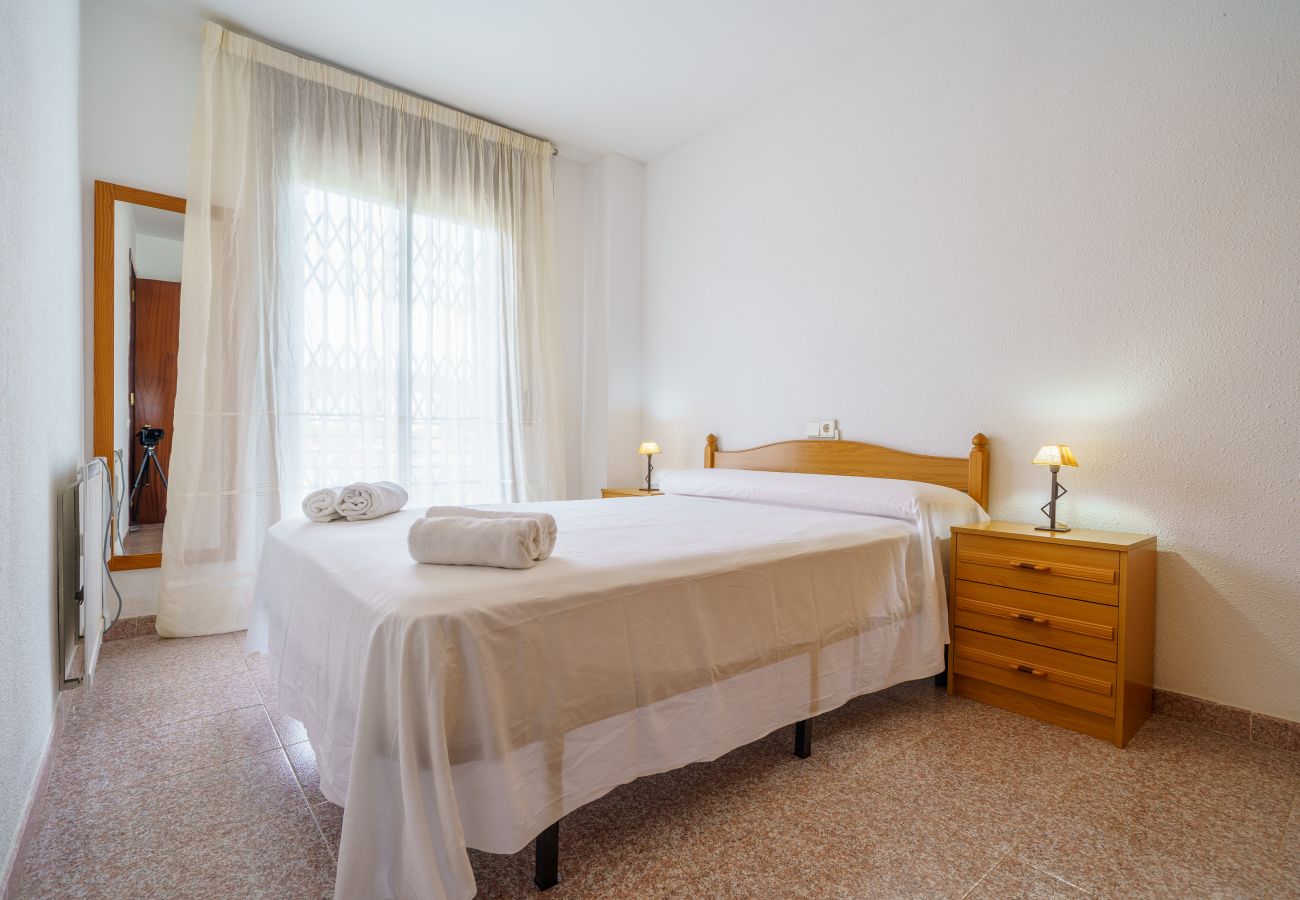 Townhouse in Santa Susana - HomeHolidaysRentals Anglada - Costa Barcelona