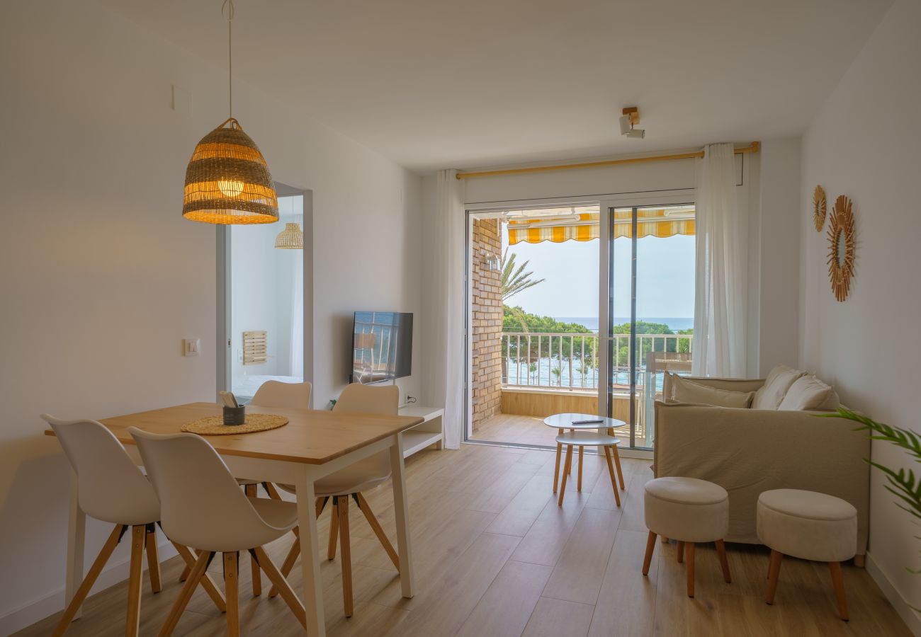 Apartment in Pineda de Mar - HomeHolidaysRentals Delmare - Costa Barcelona