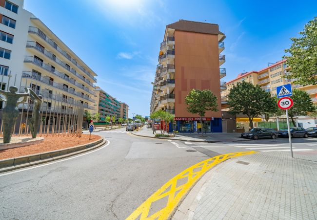 Apartment in Malgrat de Mar - HomeHolidaysRentals Playamar - Costa Barcelona