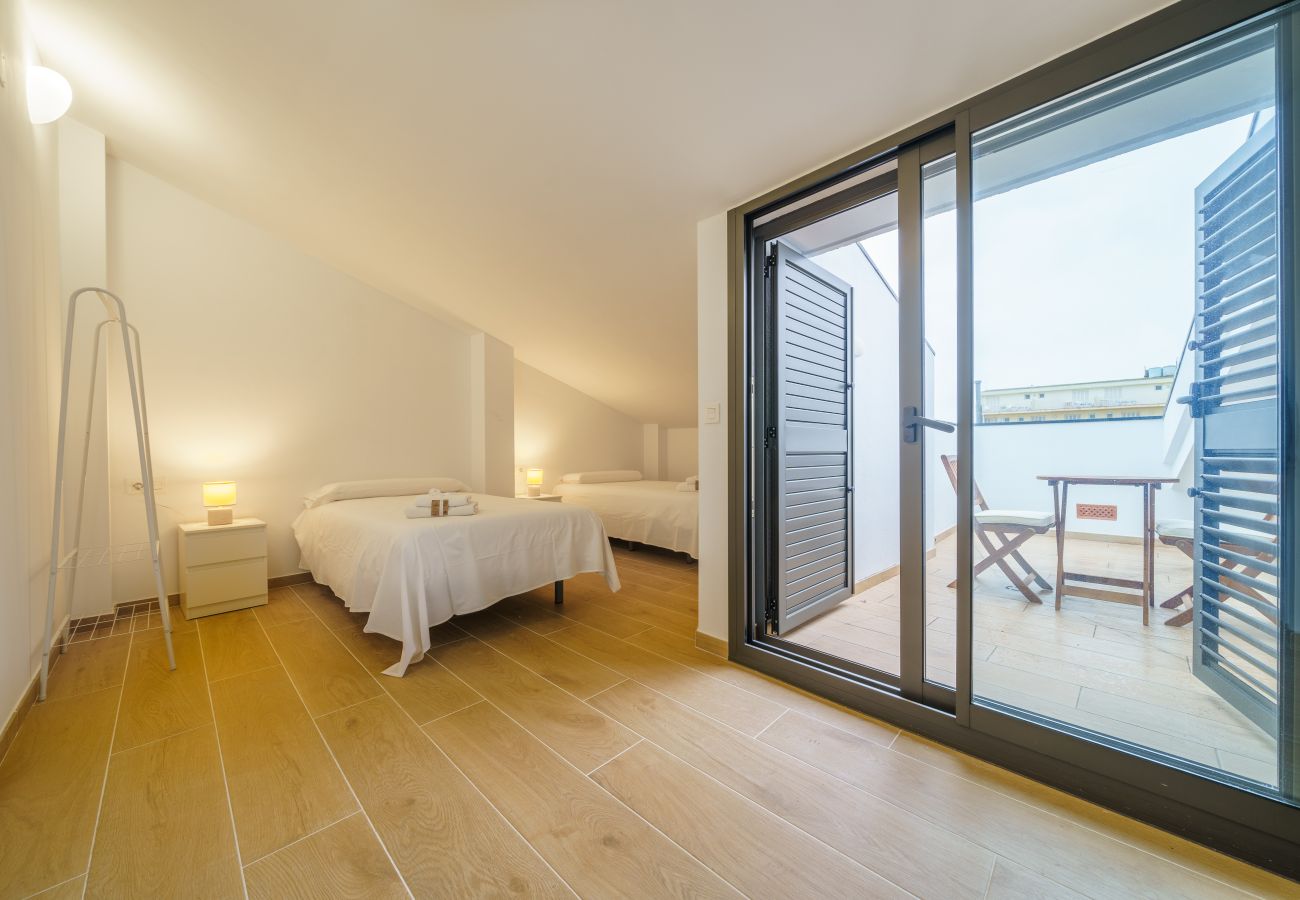 Apartment in Pineda de Mar - HomeHolidaysRentals Zen - Costa Barcelona