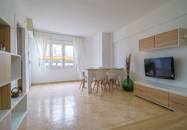 Apartment in Pineda de Mar - HomeHolidaysRentals Anais - Costa Barcelona