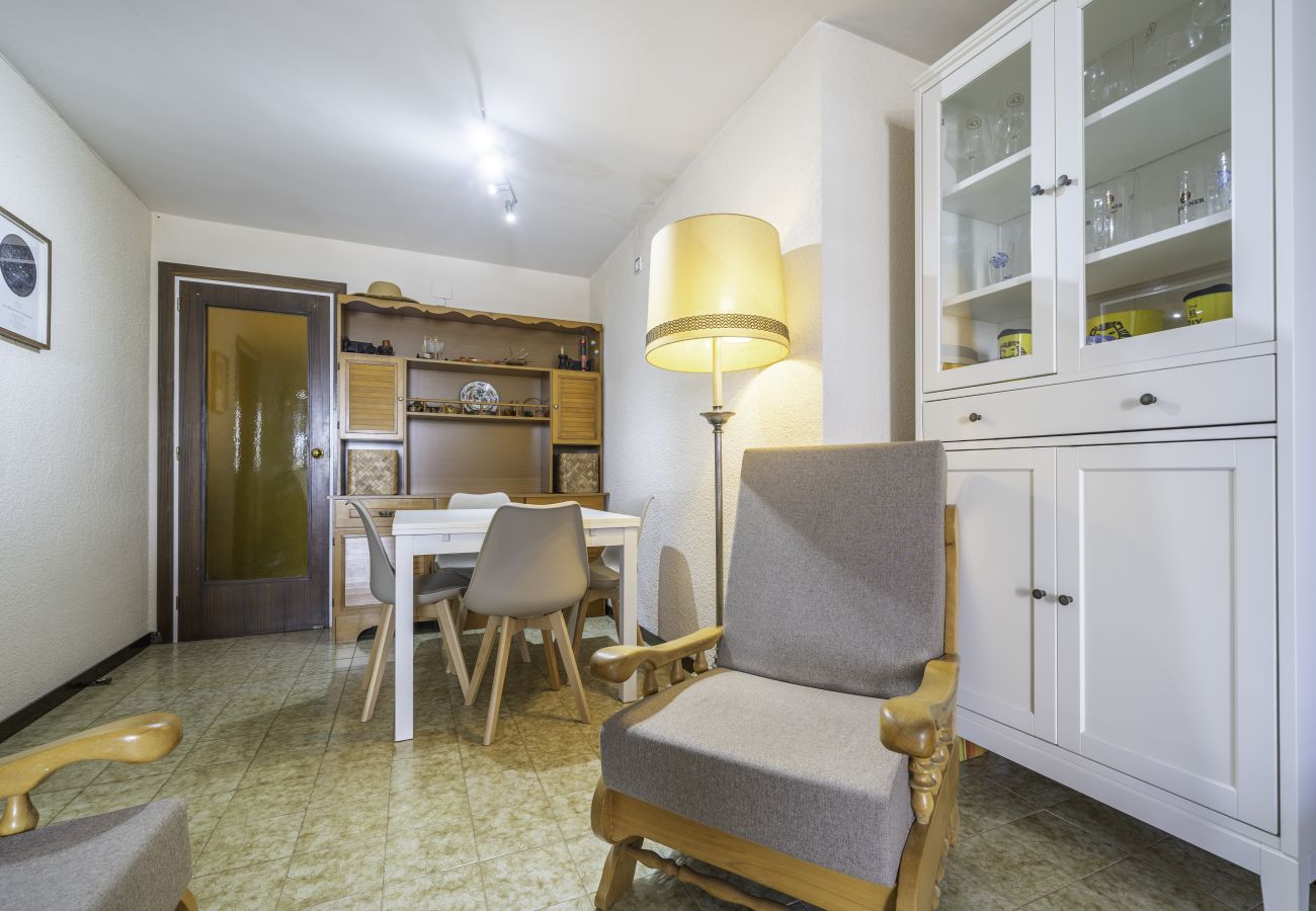 Apartment in Pineda de Mar - HomeHolidaysRentals Singular  - Costa Barcelona