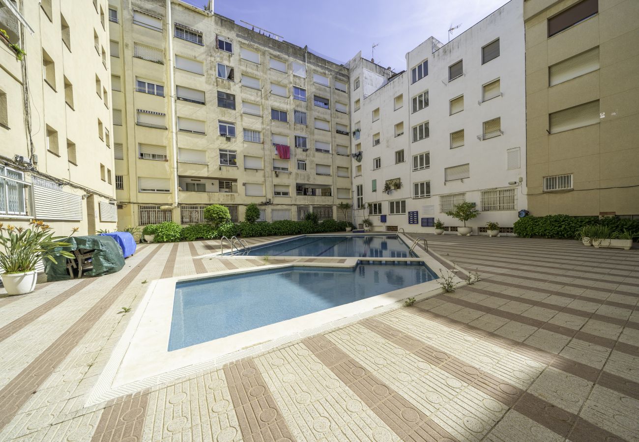 Apartment in Pineda de Mar - HomeHolidaysRentals Singular  - Costa Barcelona