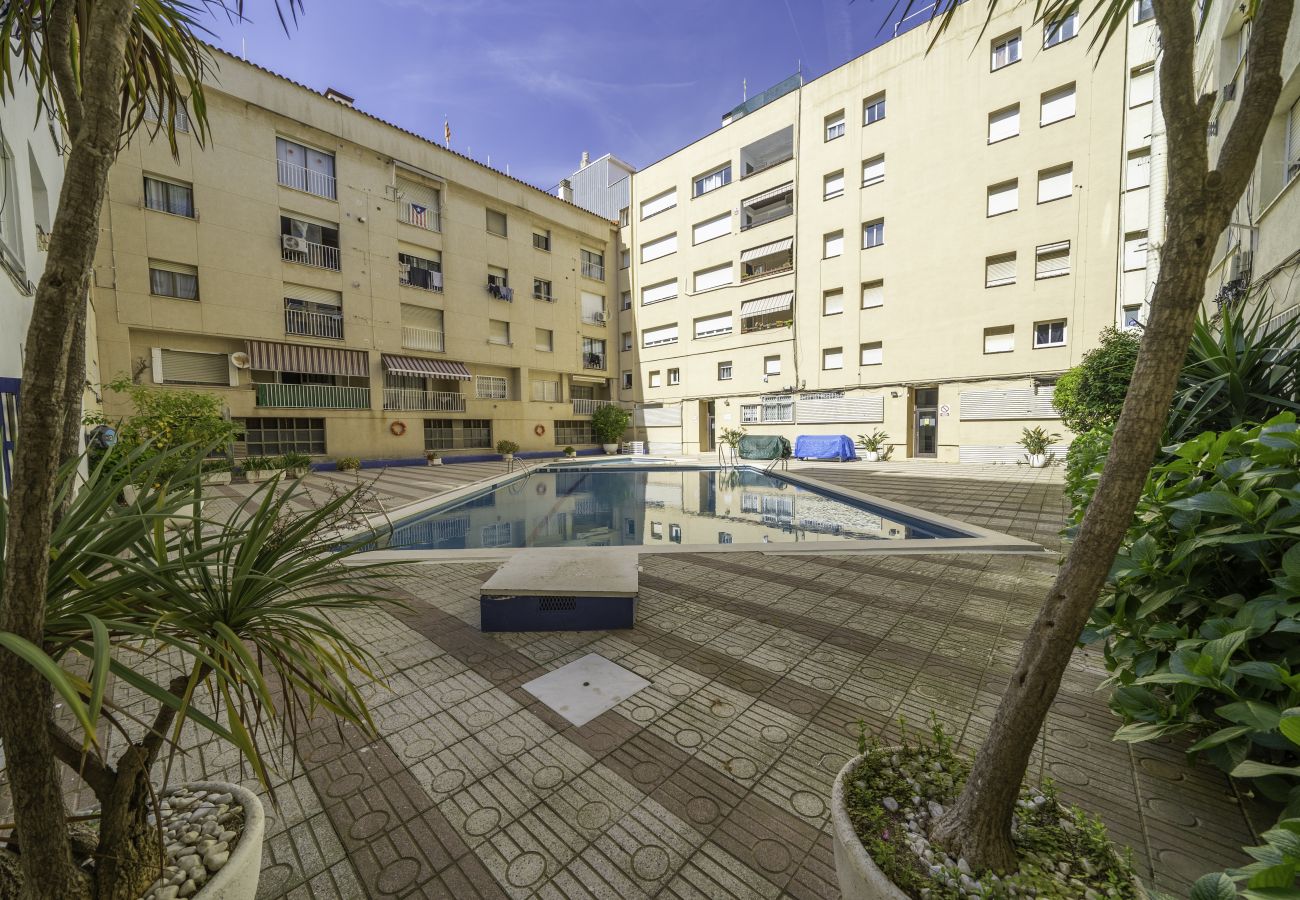 Apartment in Pineda de Mar - HomeHolidaysRentals Singular  - Costa Barcelona