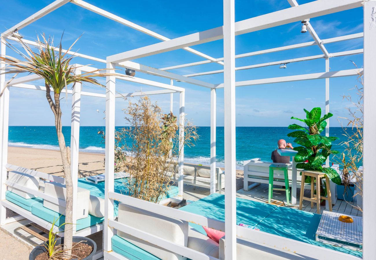 Apartment in Pineda de Mar - HomeHolidaysRentals Singular  - Costa Barcelona
