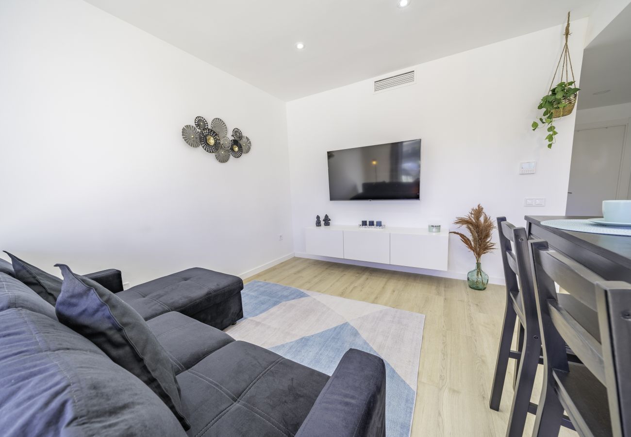 Apartment in Pineda de Mar - HomeHolidaysRentals Kala - Costa Barcelona