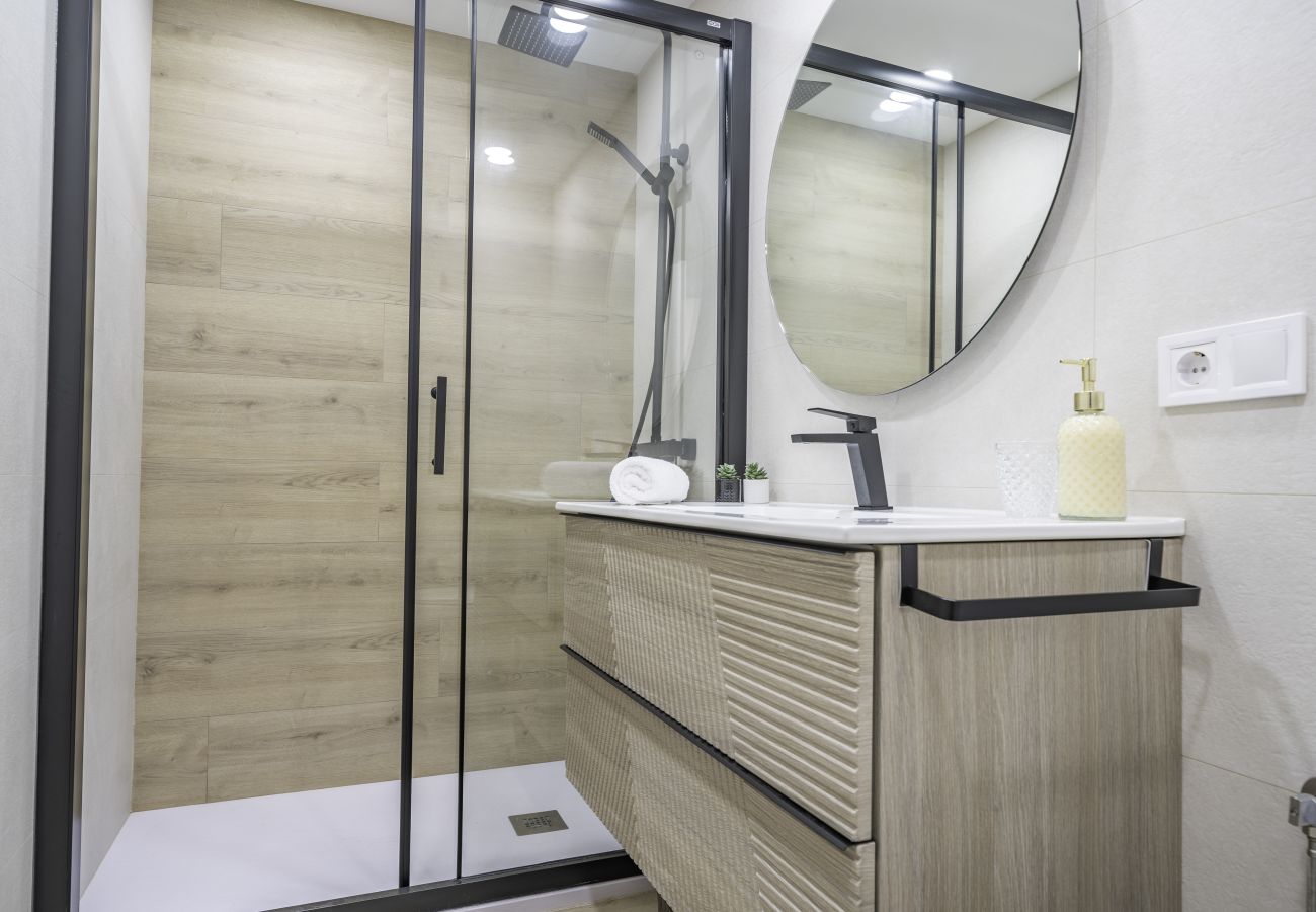 Apartment in Pineda de Mar - HomeHolidaysRentals Kala - Costa Barcelona
