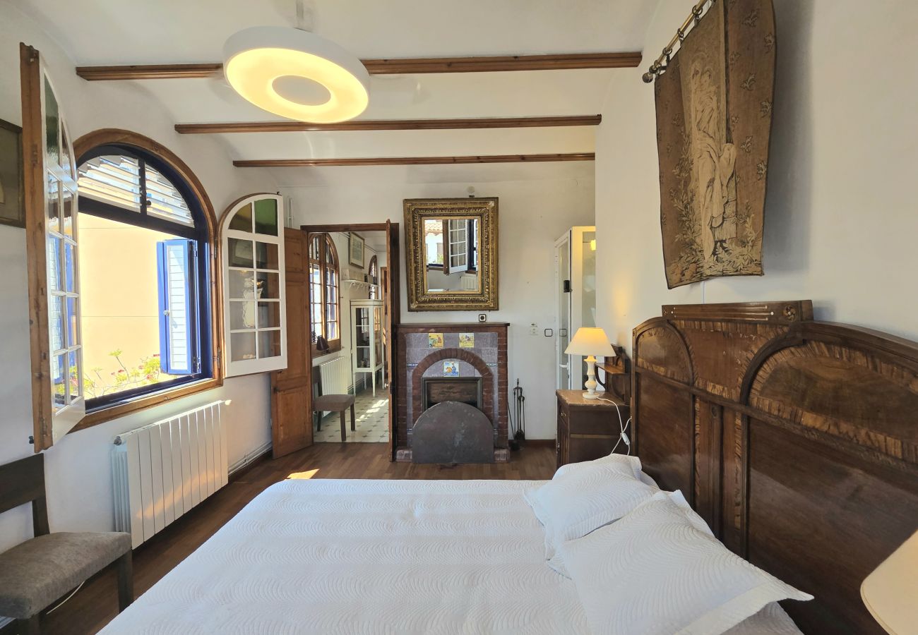 Townhouse in Sant Pol de Mar - HomeHolidaysRentals  Villa Mediterranea- Costa Bar