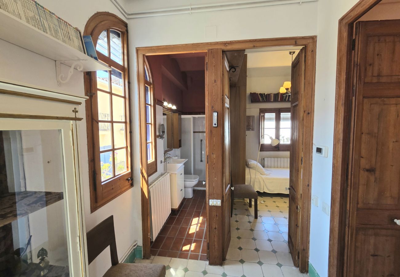Townhouse in Sant Pol de Mar - HomeHolidaysRentals  Villa Mediterranea- Costa Bar