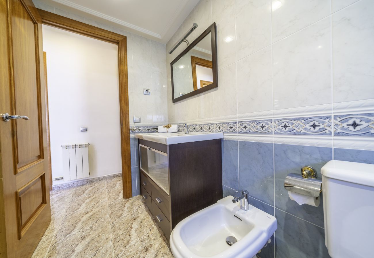 Apartment in Pineda de Mar - HomeHolidaysRentals Coquette - Costa Barcelona