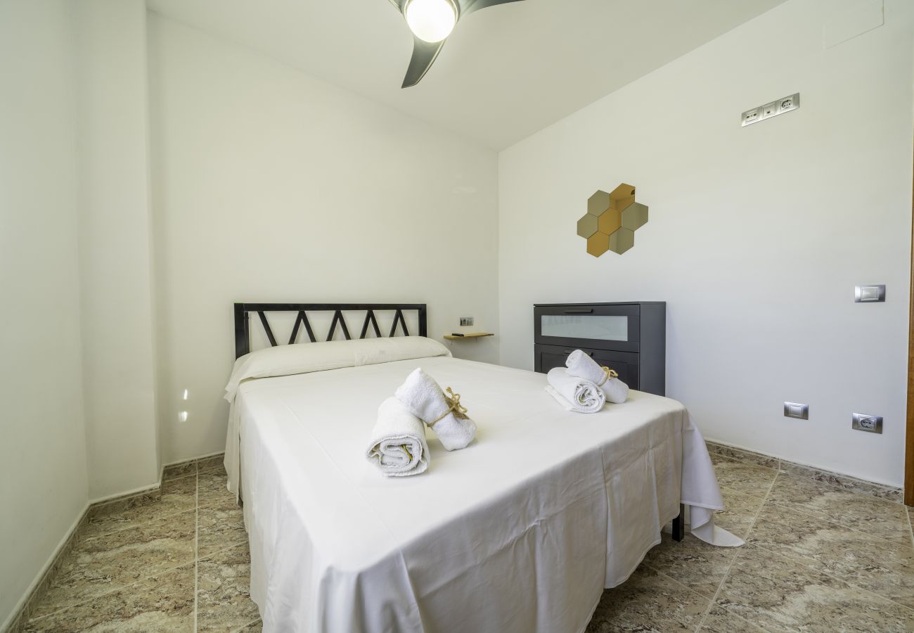 Apartment in Pineda de Mar - HomeHolidaysRentals Coquette - Costa Barcelona