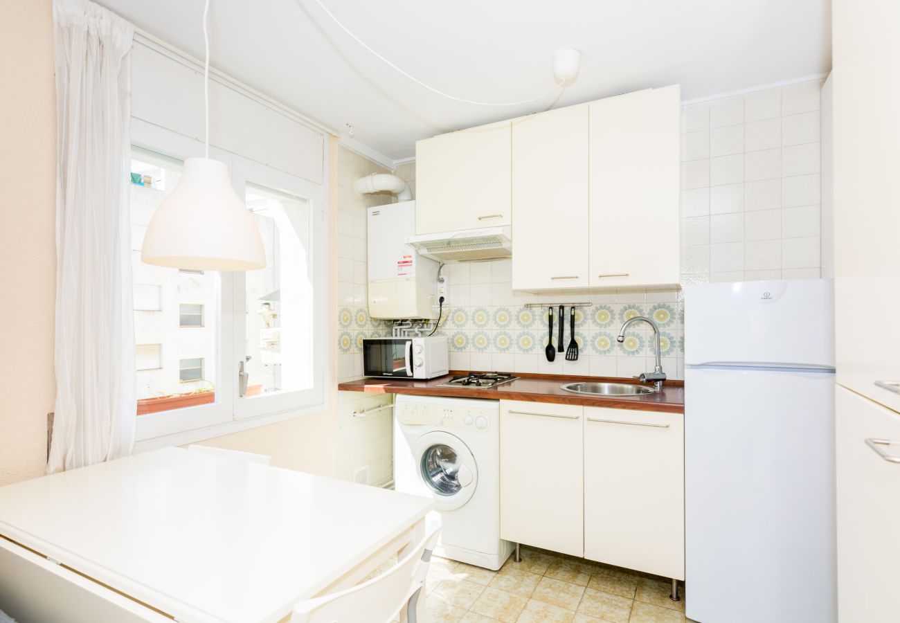 Studio in Pineda de Mar - HomeHolidaysRentals Olimpia - Costa Barcelona