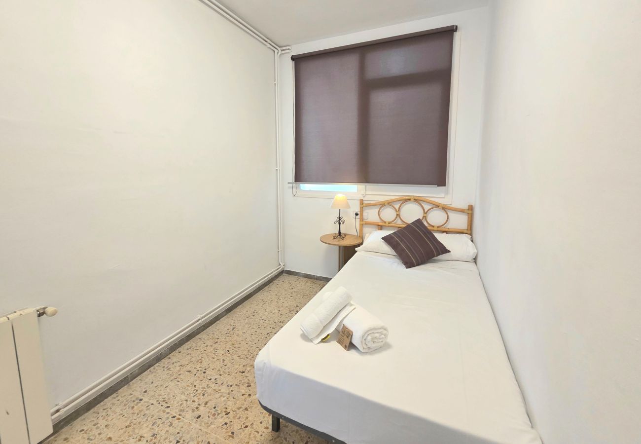 Apartment in Pineda de Mar - HomeHolidaysRentals Magic - Costa Barcelona