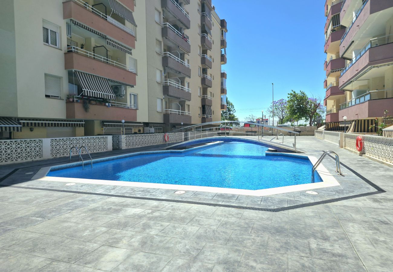 Apartment in Pineda de Mar - HomeHolidaysRentals Luka - Costa Barcelona